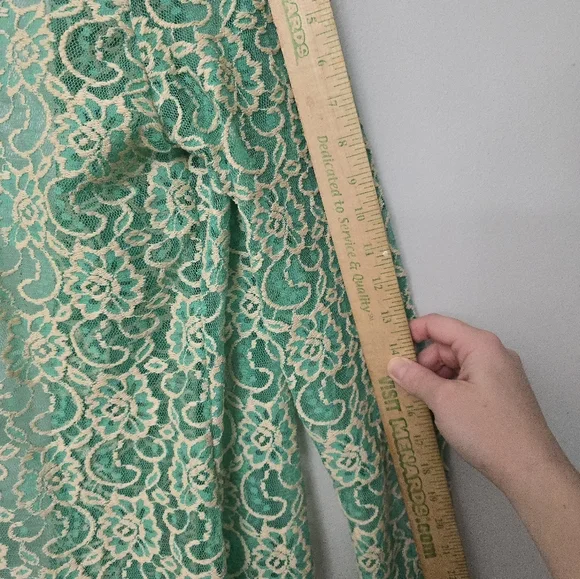 Pretty Young Thing Women's L Green Floral Open Front Lacey Cardigan USA Made - Picture 9 of 10